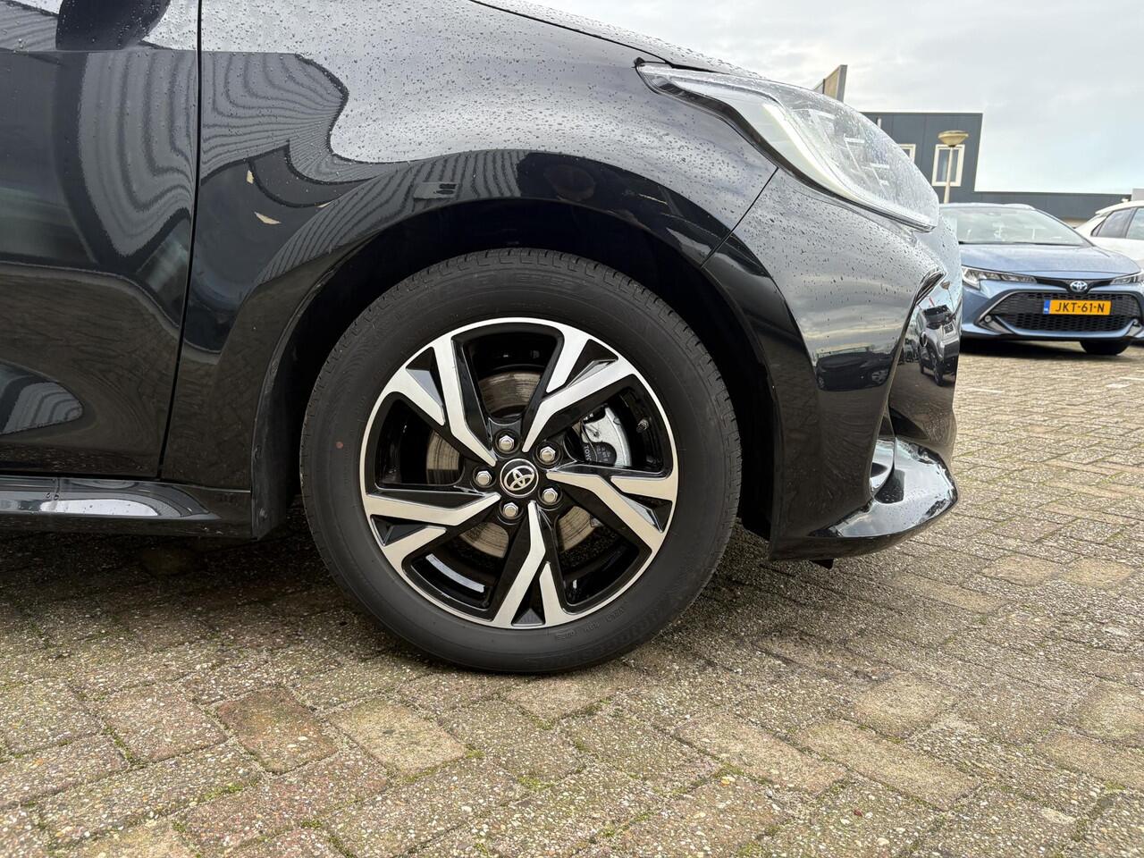 Toyota YARIS 1.5 Hybrid 115 Dynamic