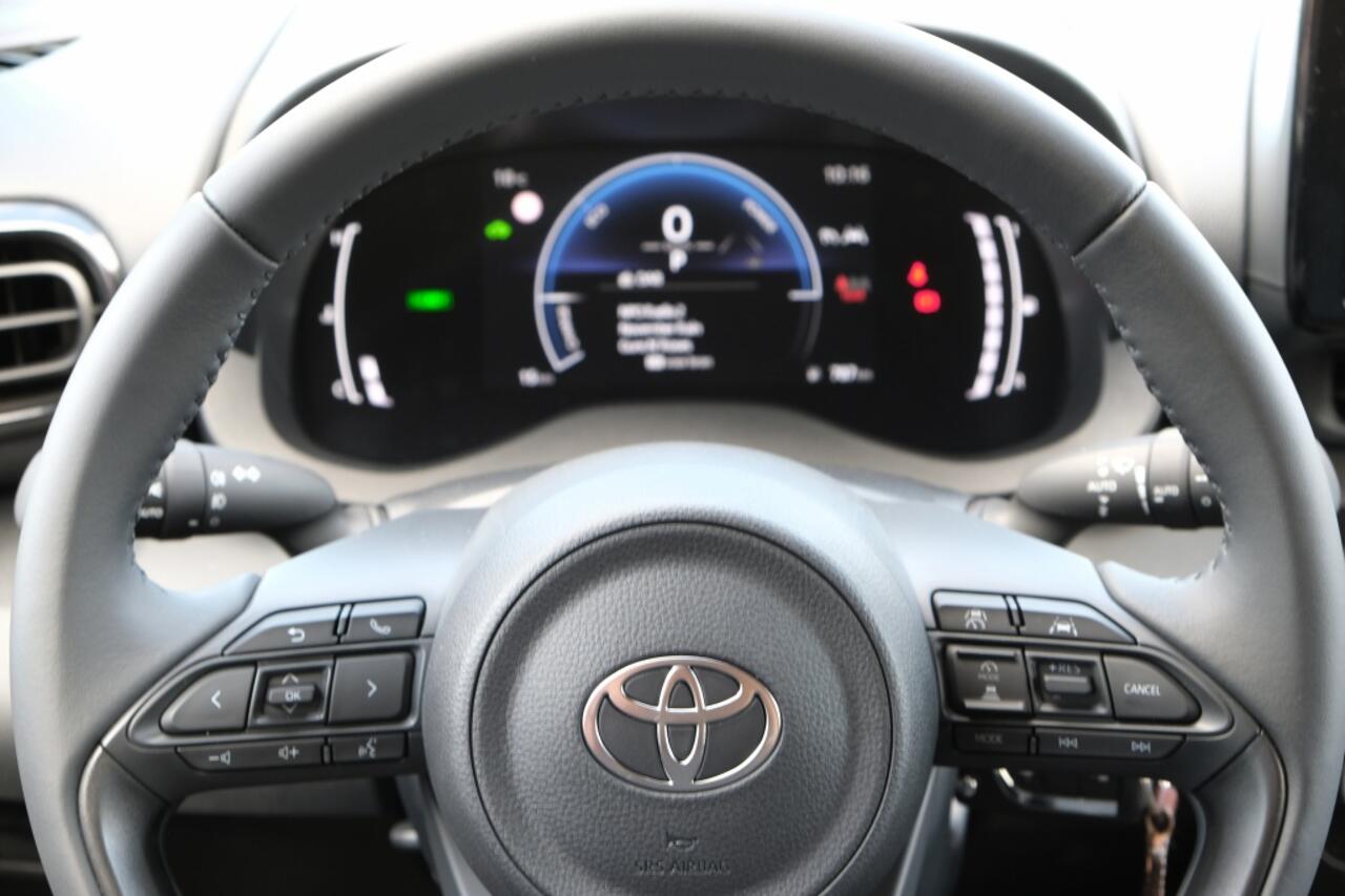 Toyota YARIS 1.5 Hybrid 115 First Edition Automaat | Apple Carplay / Androi