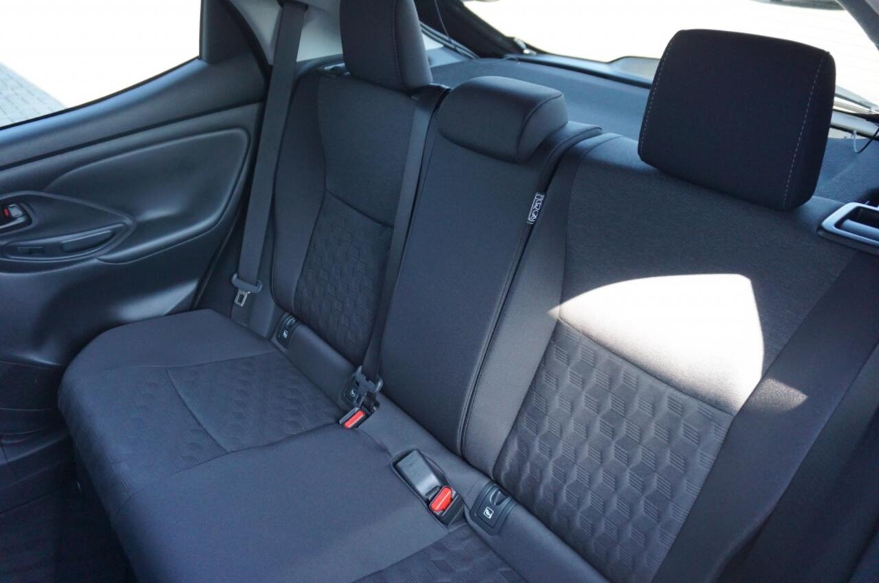 Toyota YARIS 115PK Hybr Dynamic AUTOMAAT NIEUW! | CAMERA | CARPLAY | ADAPTIVE