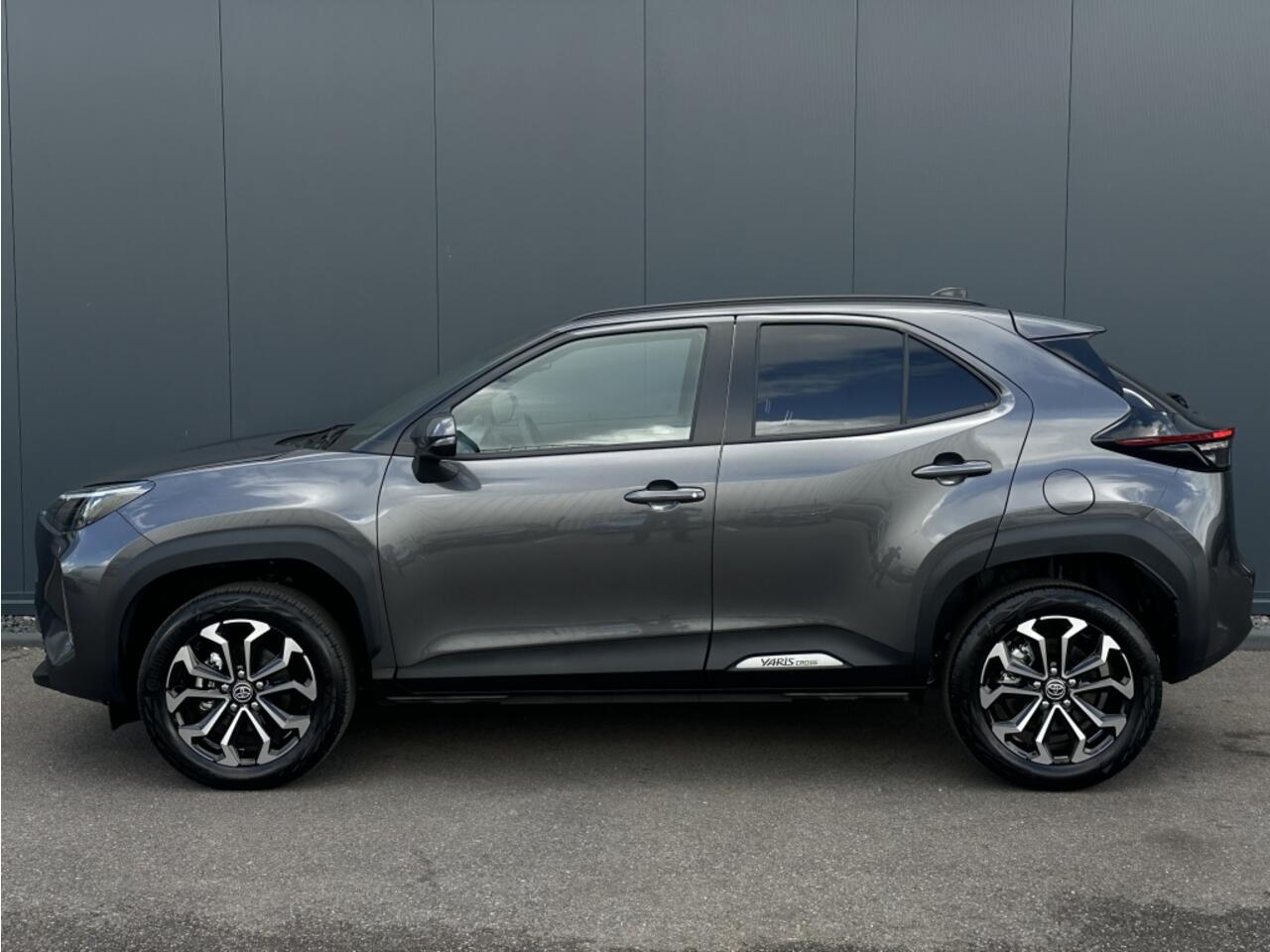 Toyota YARIS Cross 1.5 Hybrid 116 Dynamic / Nieuwe auto!