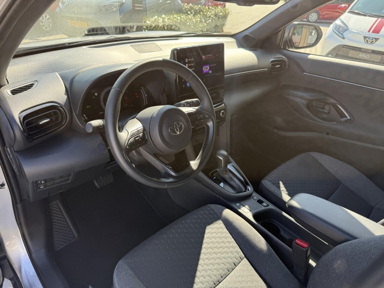 Toyota YARIS Cross 1.5 Hybrid 115 First Edition | Camera | Led | Carplay