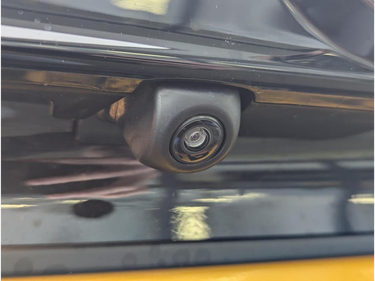 Toyota YARIS Cross 1.5 Hybrid 115 Dynamic | Stoel- stuurverwarming | Keyless | Camera | PDC V+A | ACC | 10,5" Multimedia