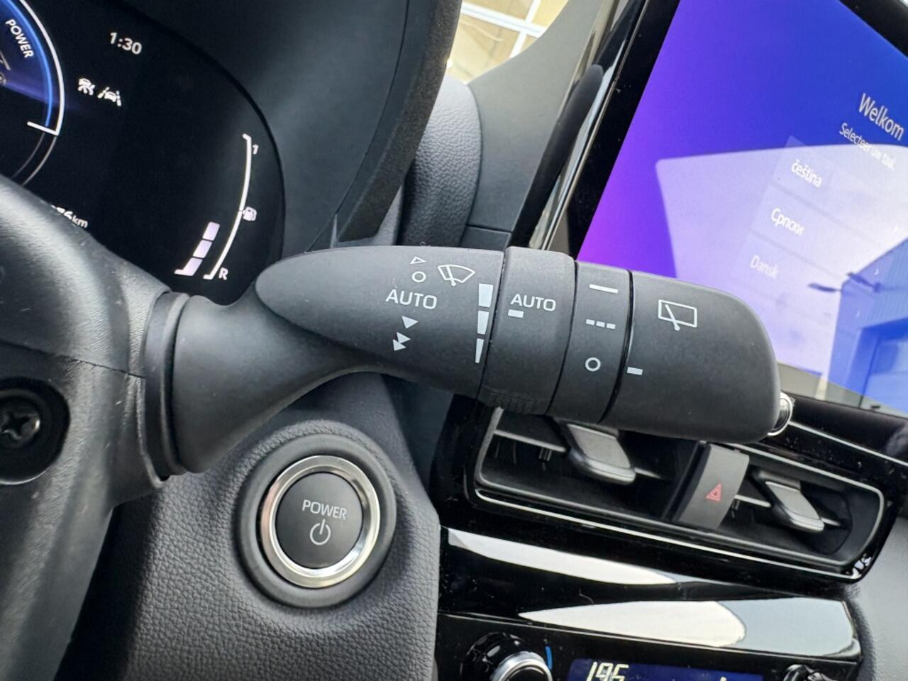 Toyota YARIS Cross 1.5 Hybrid 115 First Edition | Comfort Pack | Sensoren v/a |