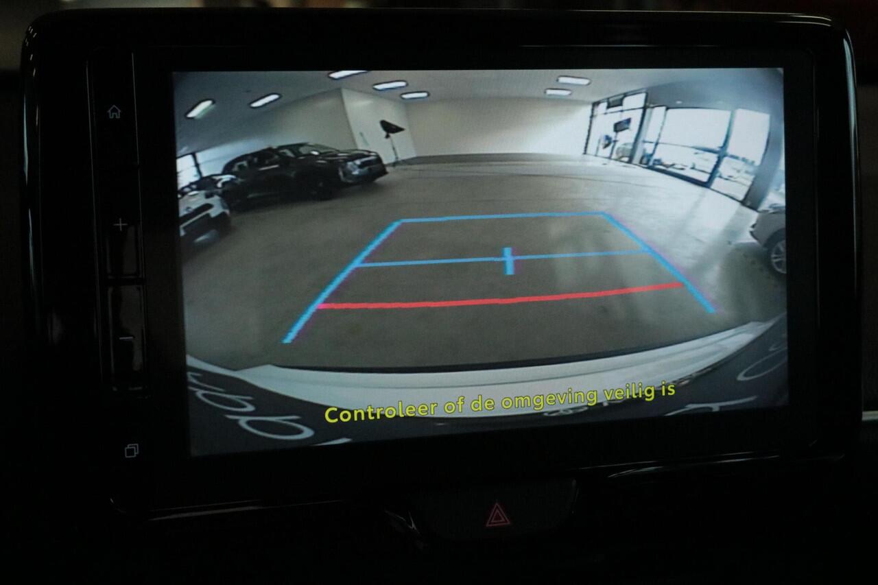 Toyota YARIS Cross 1.5 Hybrid 116 Active Limited, All Season banden , Stoelverwarming, Lichtmetalen velgen