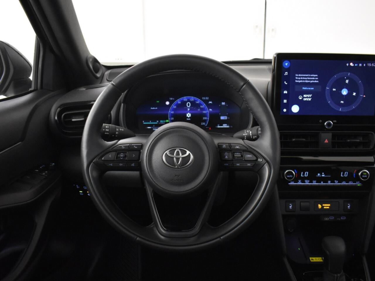 Toyota YARIS Cross 1.5 Hybrid 130 Premiere Edition | Innovation Pack | JBL audio |