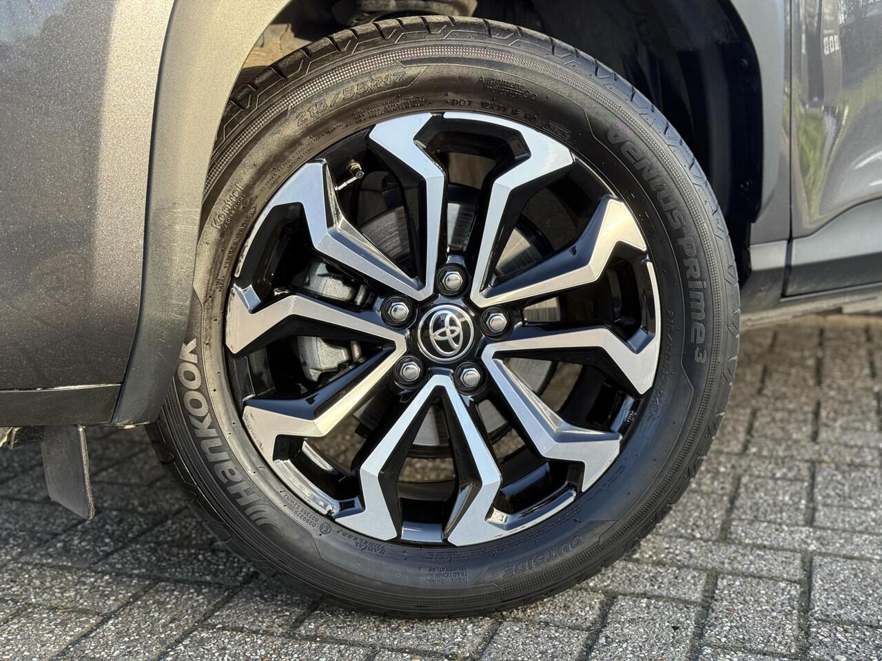 Toyota YARIS Cross 1.5 Hybrid 115 Dynamic | Stoel- stuurverwarming | Keyless | Camera | PDC V+A | ACC | 10,5" Multimedia