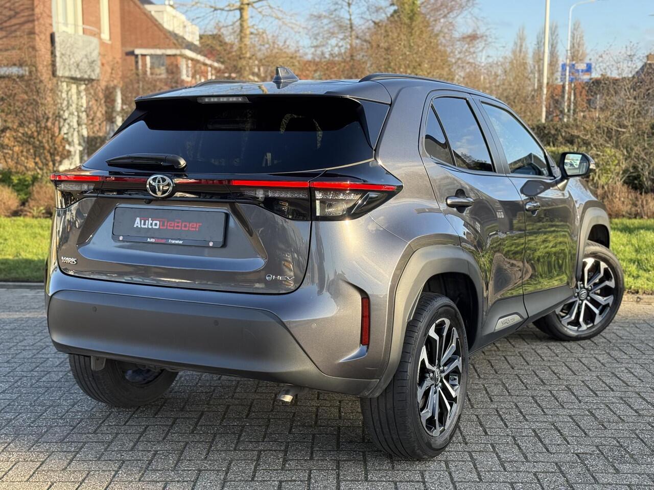 Toyota YARIS Cross 1.5 Hybrid 115 Dynamic | Stoel- stuurverwarming | Keyless | Camera | PDC V+A | ACC | 10,5" Multimedia