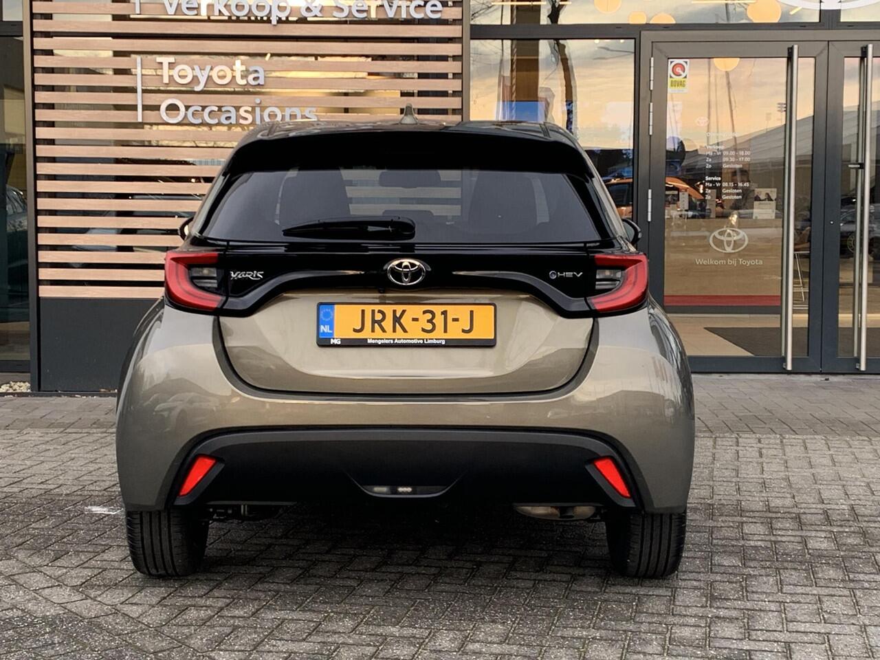 Toyota YARIS 1.5 Hybrid 115 Dynamic