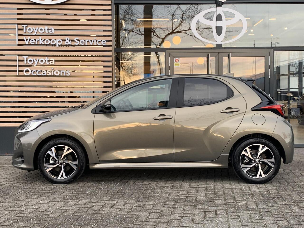 Toyota YARIS 1.5 Hybrid 115 Dynamic