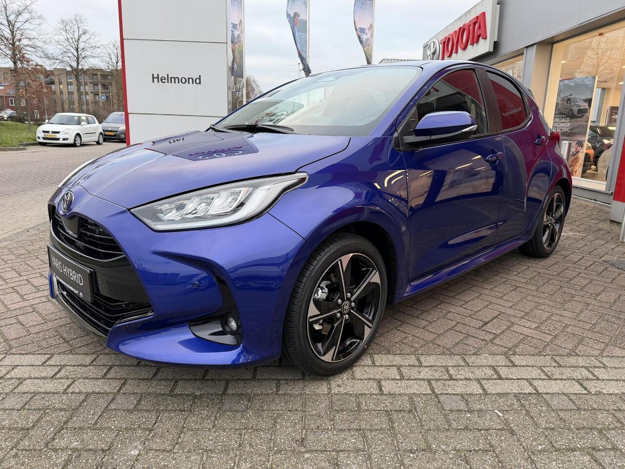 Toyota YARIS 1.5 Hybrid 130 Executive Gloednieuw | Dodehoek | sportstoel | 130 PK | Op voorraad | BTW auto
