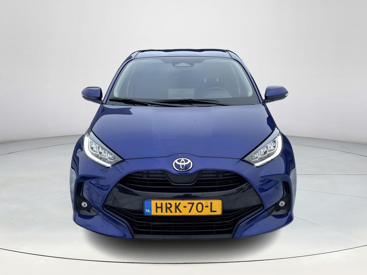 Toyota YARIS 1.5 Hybrid 115 Dynamic **STOEL EN STUURWIELVERWARMING/ KEYLESS/ PARKEERSENSOREN**
