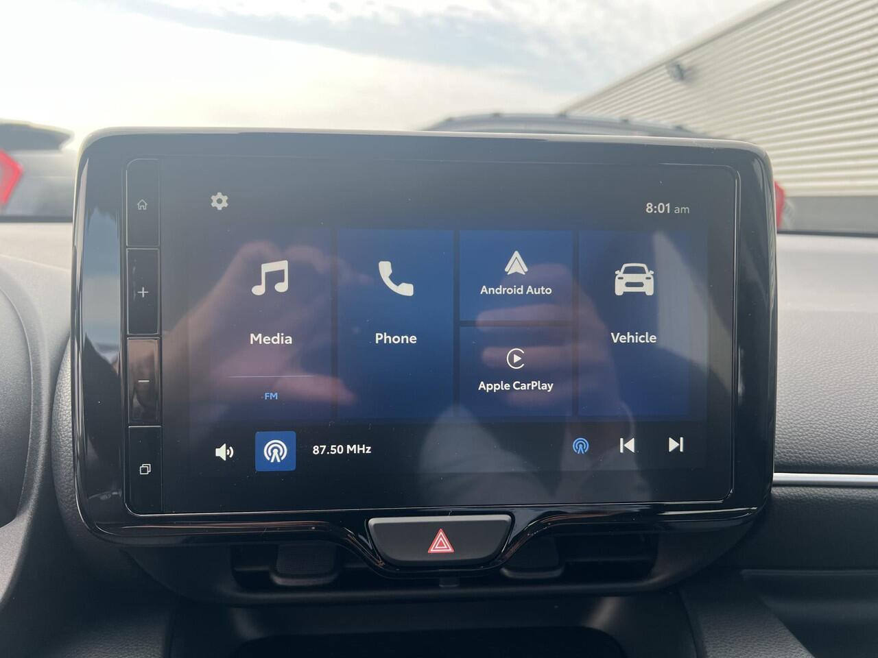 Toyota YARIS 1.5 Hybrid 115 Comfort Nu 2.000,- voordeel! Nu tijdelijk extra scherp geprijsd!