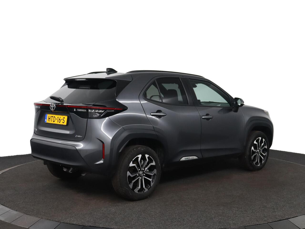 Toyota YARIS Cross 1.5 Hybrid 115 Dynamic | Apple Carplay/Android Auto | Stoel/Stuurverwarming | Parkeersensoren | Blindspot |