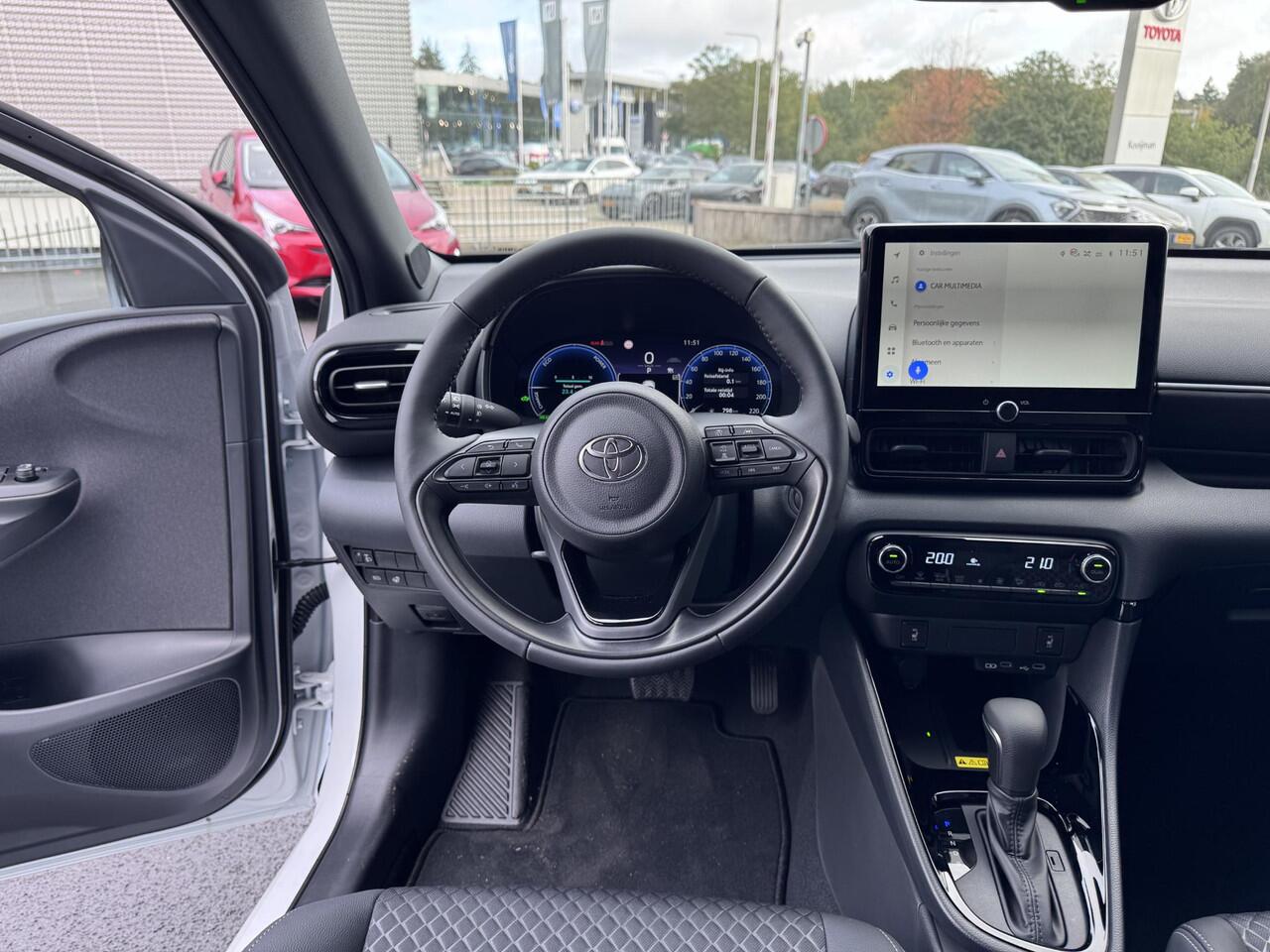 Toyota YARIS 1.5 Hybrid 130 Executive