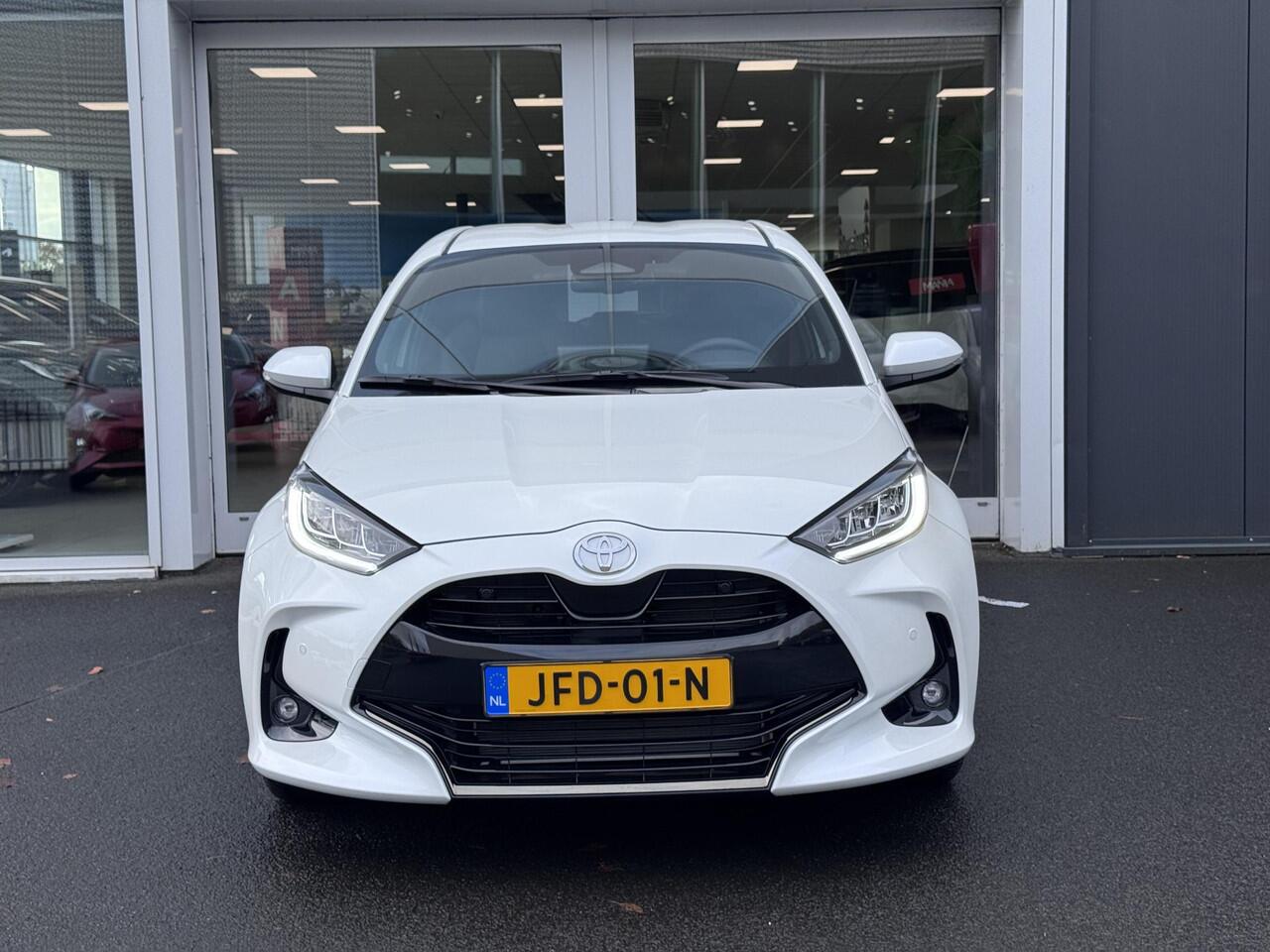 Toyota YARIS 1.5 Hybrid 130 Executive