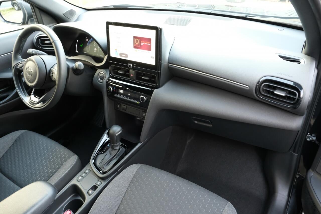 Toyota YARIS Cross 1.5 Hybrid 115 First Edition Automaat | Comfort pack | Parkeer s