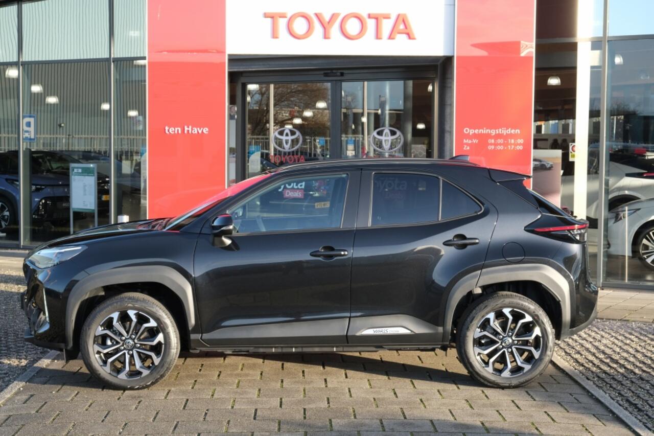 Toyota YARIS Cross 1.5 Hybrid 115 First Edition Automaat | Comfort pack | Parkeer s