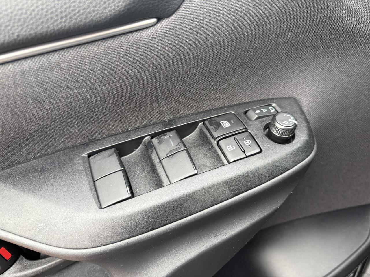 Toyota YARIS 1.5 Hybrid 115 Dynamic