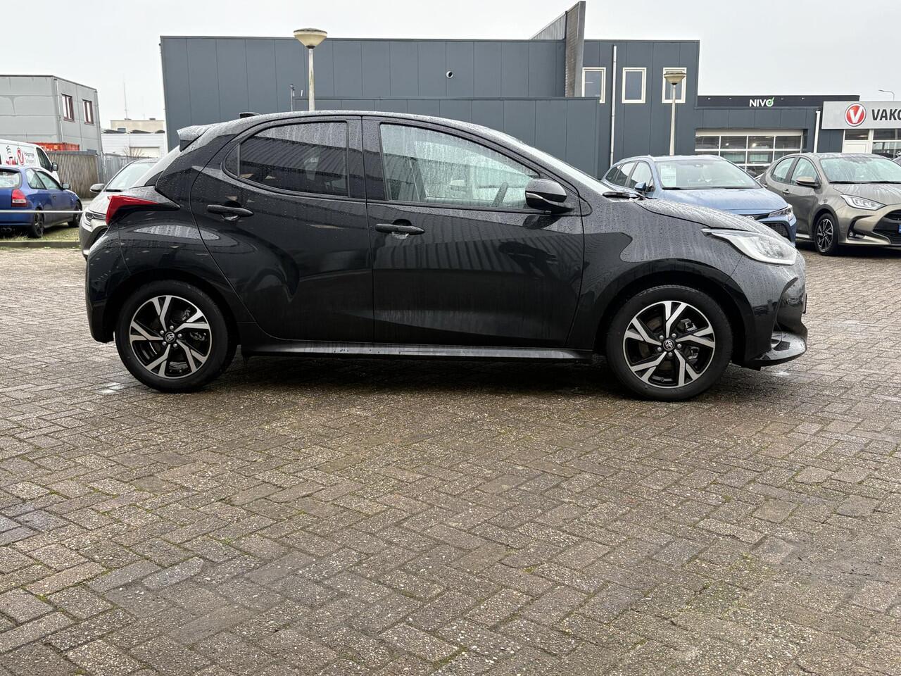 Toyota YARIS 1.5 Hybrid 115 Dynamic