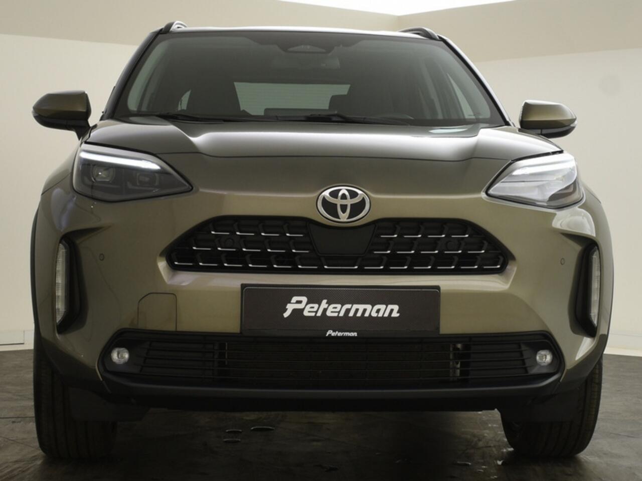 Toyota YARIS Cross 1.5 Hybrid 130 Executive | PDC V+A | half leder | Blindspot |