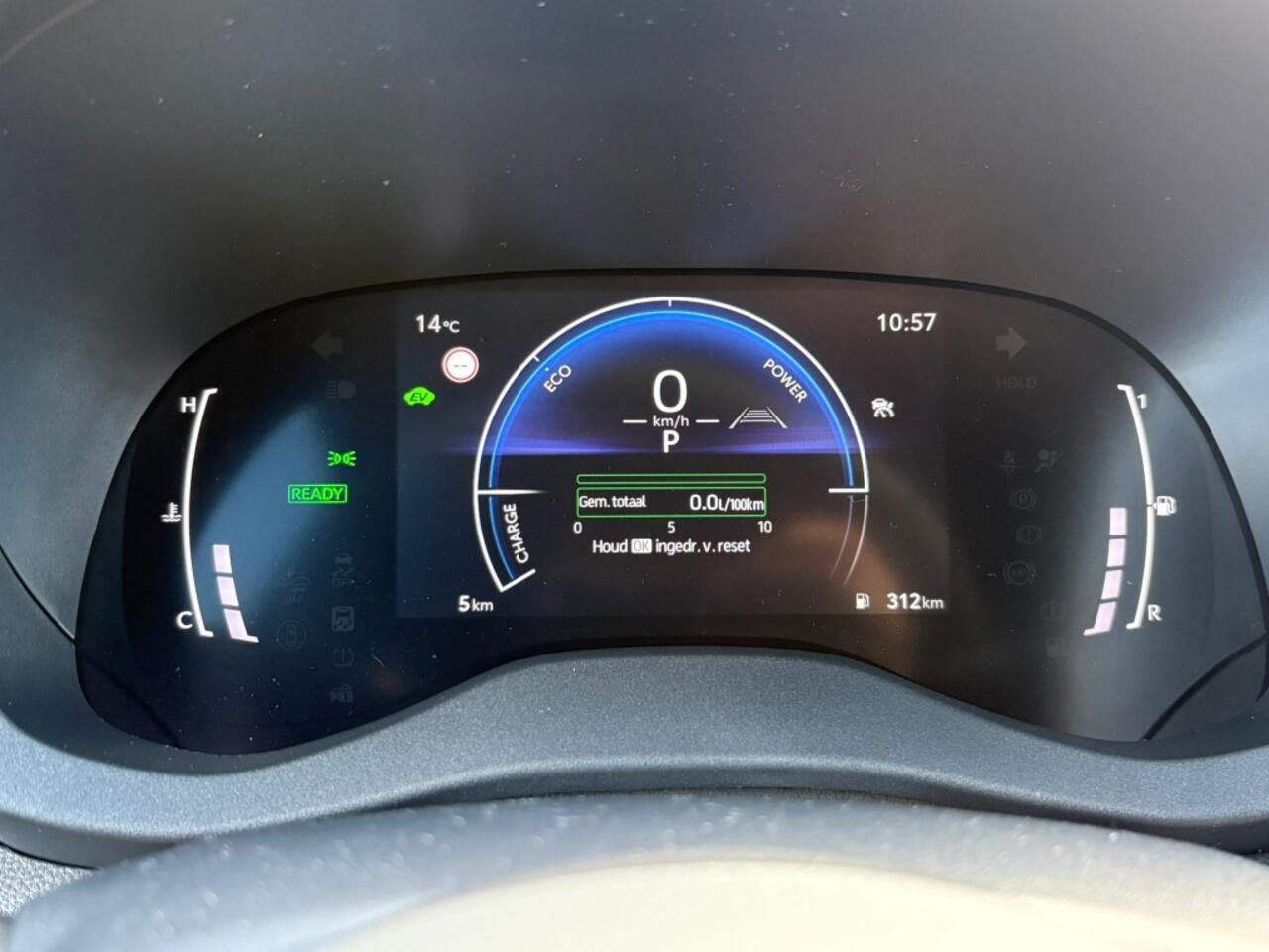 Toyota YARIS Cross 1.5 Hybrid 130 Dynamic | Comfort Pack | Sensoren v/a | Stoelverw