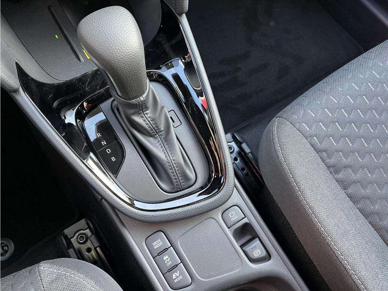 Toyota YARIS Cross 1.5 Hybrid 115 Dynamic Comfort Pack