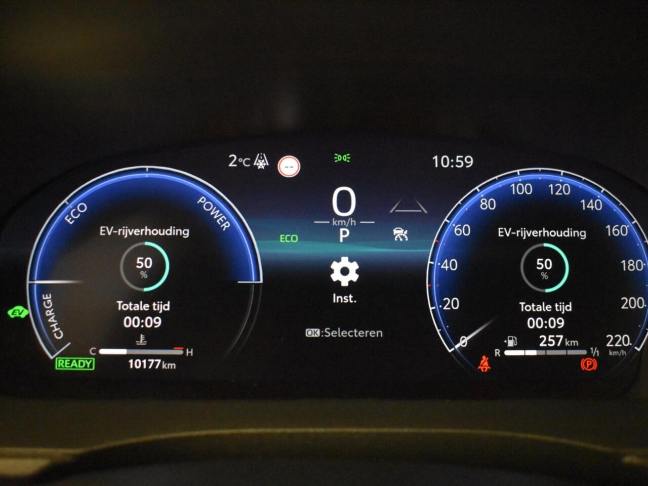 Toyota YARIS Cross 1.5 Hybrid 130 Executive | Blindspot | Elekt. Achter klep | PDC