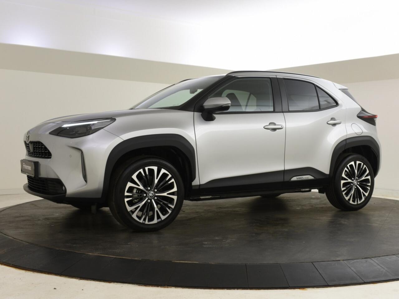 Toyota YARIS Cross 1.5 Hybrid 130 Executive | Blindspot | Elekt. Achter klep | PDC