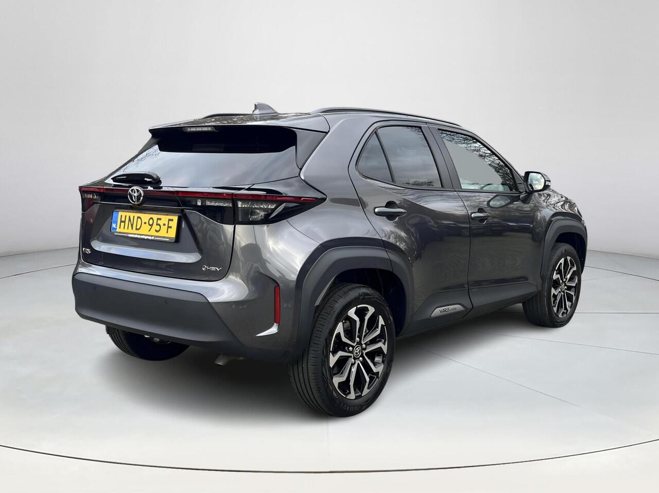 Toyota YARIS Cross 1.5 Hybrid 115 First Edition | All-in prijs | Automaat | Apple/android auto | Parkeersensoren