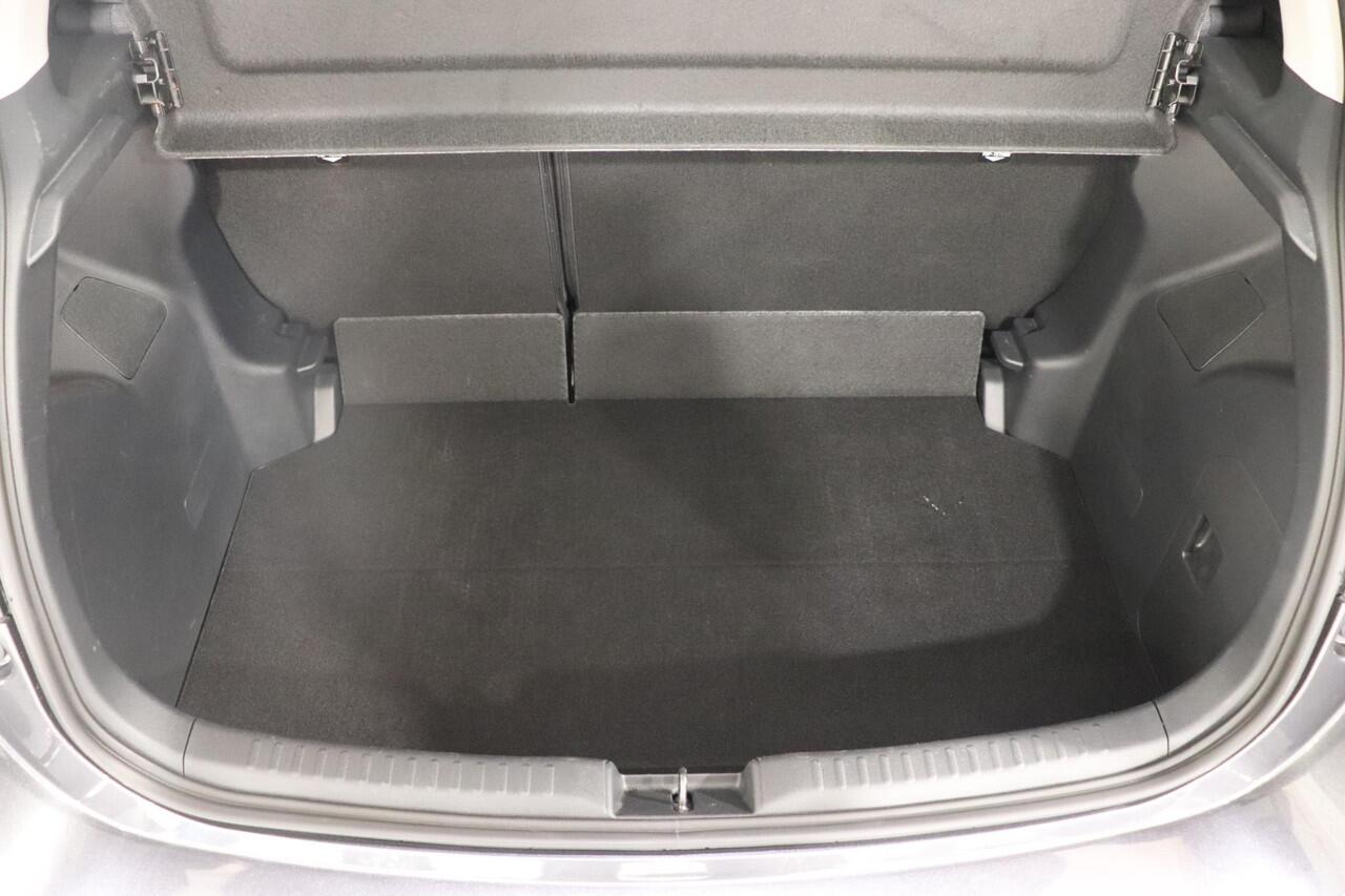 Toyota YARIS 1.5 Hybrid 115 Dynamic, Comfort Pakket, Stuurverwarming, Parkeersensoren, BSM, Camera