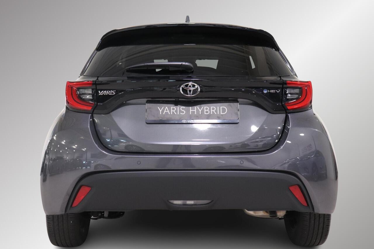 Toyota YARIS 1.5 Hybrid 115 Dynamic, Comfort Pakket, Stuurverwarming, Parkeersensoren, BSM, Camera