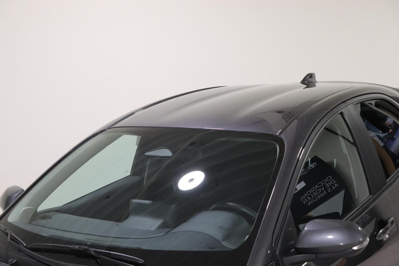 Toyota YARIS 1.5 Hybrid 115 Dynamic, Comfort Pakket, Stuurverwarming, Parkeersensoren, BSM, Camera