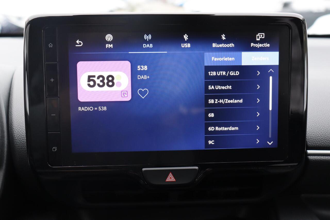 Toyota YARIS 1.5 Hybrid 115 Dynamic , Comfort Pakket , Stoel- en stuurverwarming , Parkeersensoren