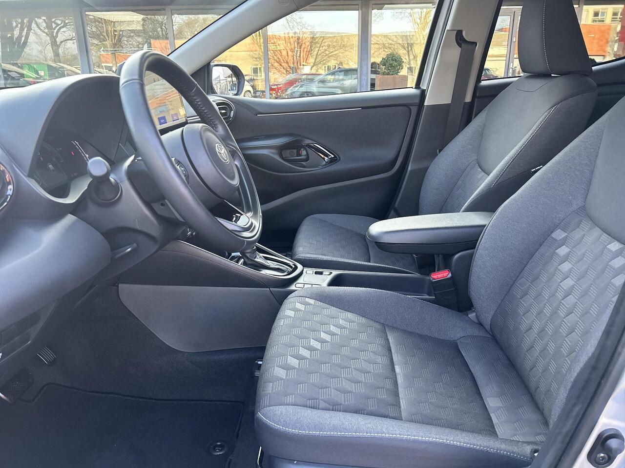 Toyota YARIS 1.5 Hybrid 115 Dynamic