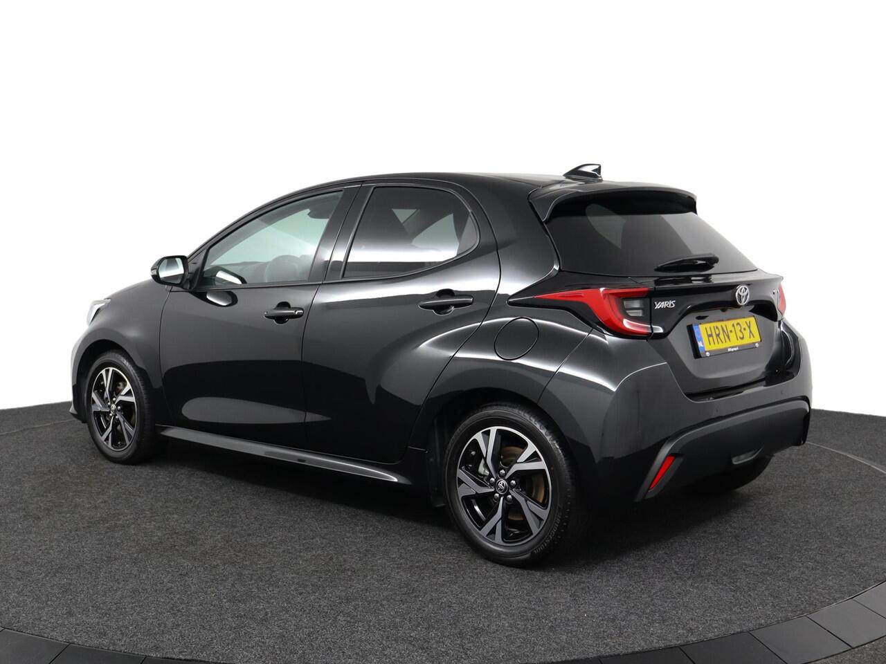 Toyota YARIS 1.5 Hybrid 115 Dynamic | Blind Spot Monitor | Stoel / Stuurverwarming | Dodehoek detectie | Comfort Pack |