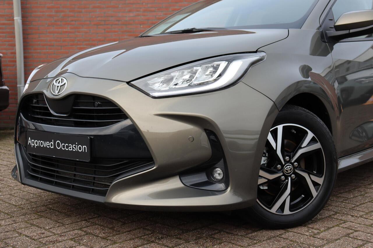 Toyota YARIS 1.5 Hybrid 115 Dynamic Comfort Pakket Stuurverwarming, Parkeersensoren