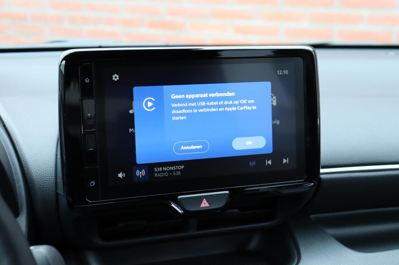 Toyota YARIS 1.5 Hybrid 115 Dynamic Comfort Pakket Stuurverwarming, Parkeersensoren