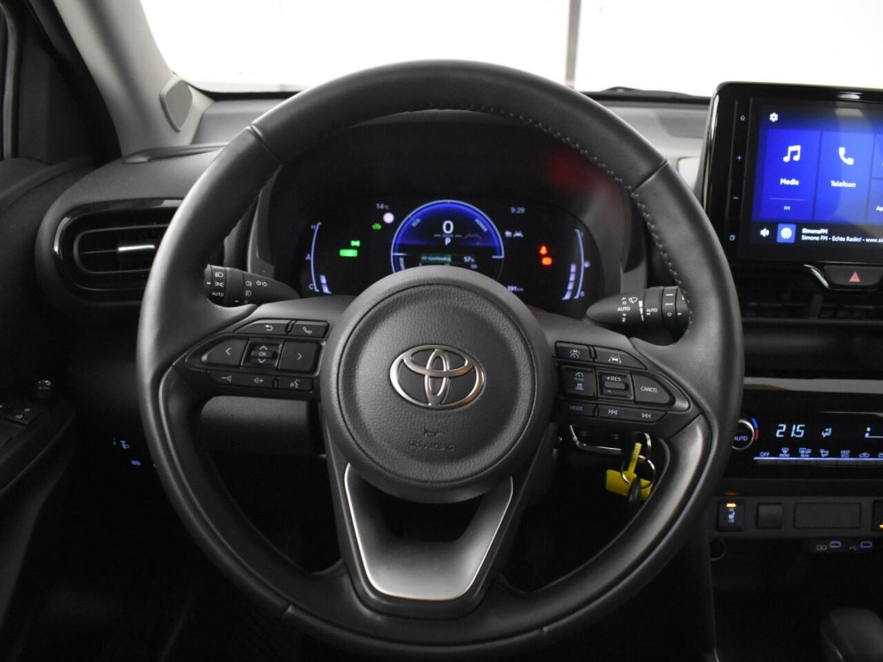 Toyota YARIS Cross 1.5 Hybrid 115 Active | Stoel & Stuurverwarming |