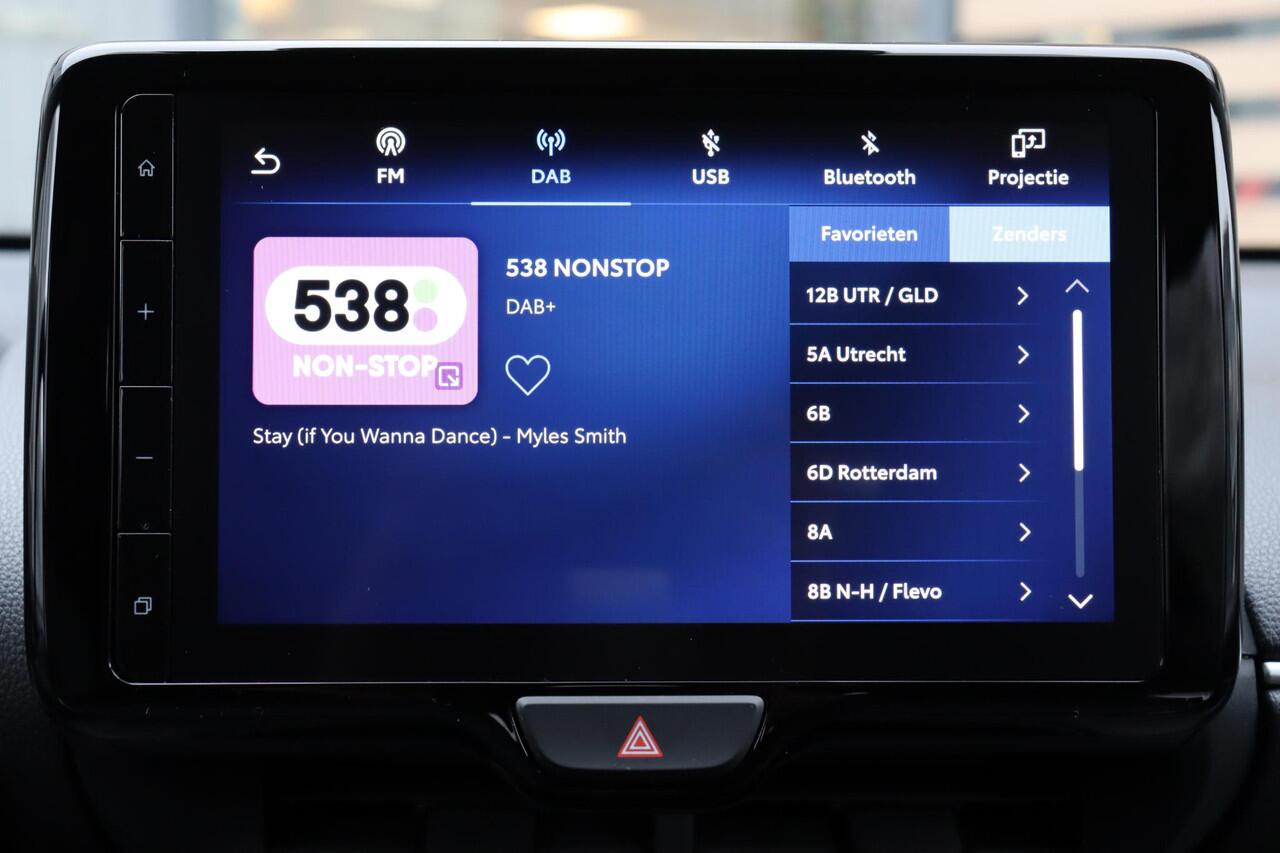 Toyota YARIS 1.5 Hybrid 115 Dynamic, Comfort Pack