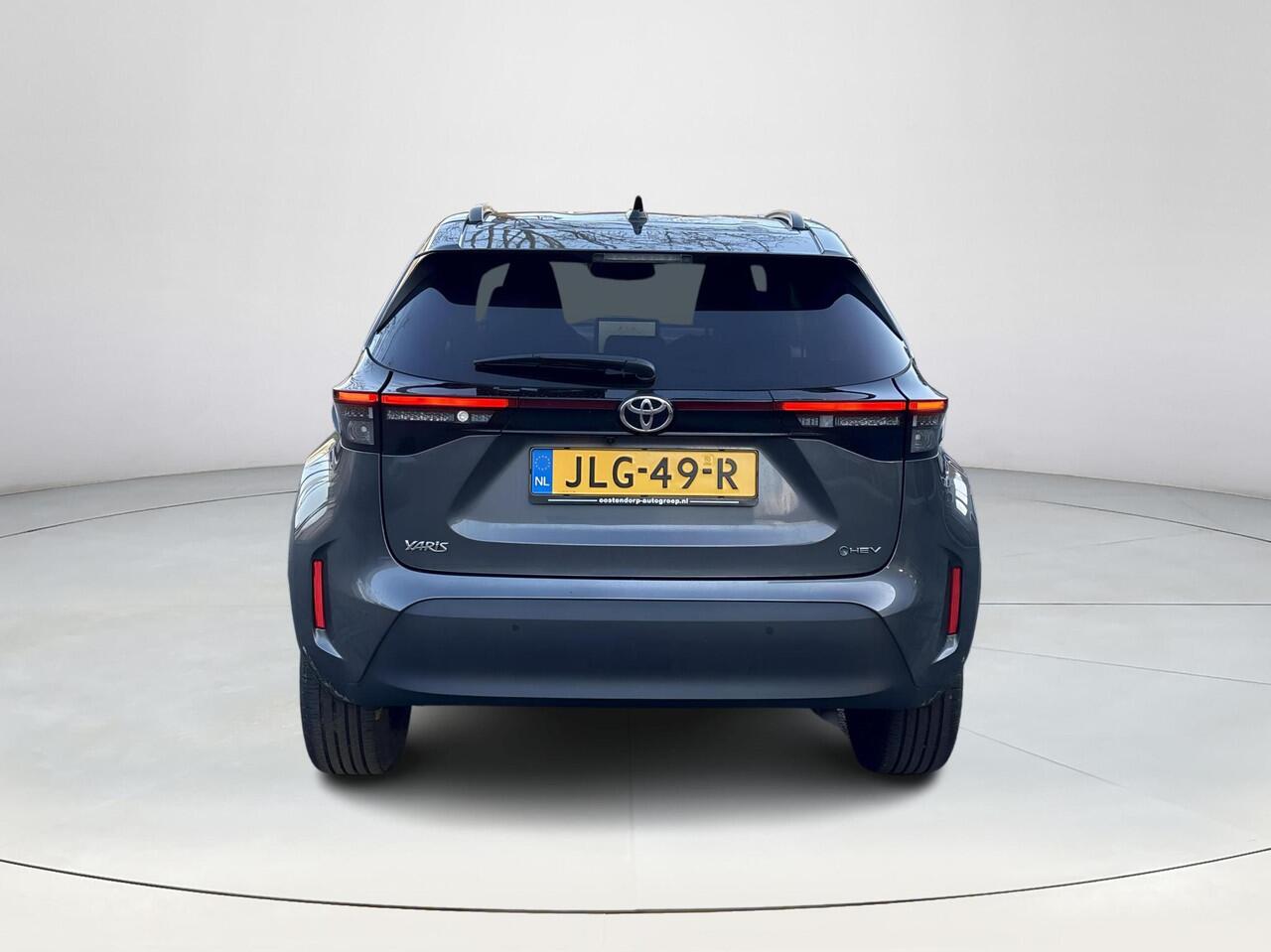 Toyota YARIS Cross 1.5 Hybrid 115 Dynamic **COMFORT PACK/ DODEHOEK DETECTIE/ STUURVERWARMING/ PARKEERSENSOREN**