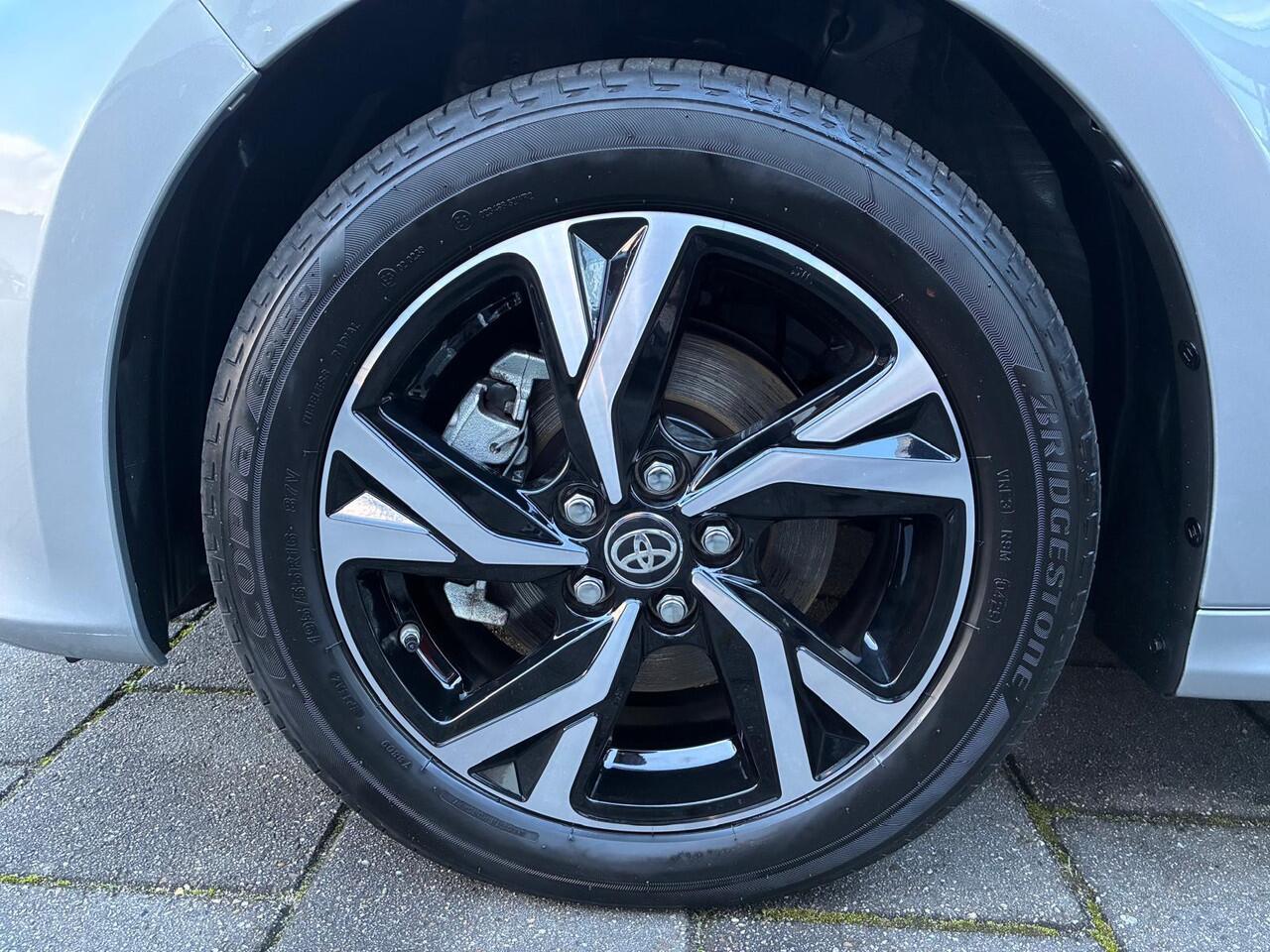 Toyota YARIS 1.5 Hybrid 115 Dynamic