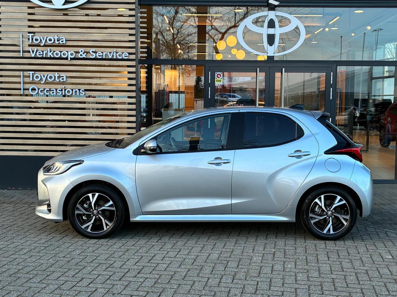 Toyota YARIS 1.5 Hybrid 115 Dynamic