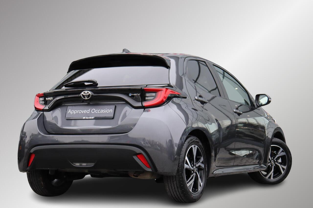 Toyota YARIS 1.5 Hybrid 115 First Edition Limited, Parkeersensoren, Stoelverwarming, Apple Carplay / Android Auto.
