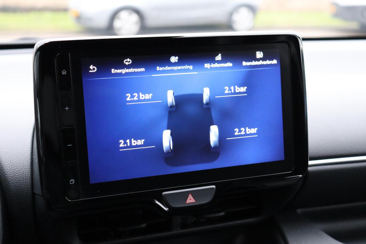 Toyota YARIS 1.5 Hybrid 115 First Edition Limited, Parkeersensoren, Stoelverwarming, Apple Carplay / Android Auto.