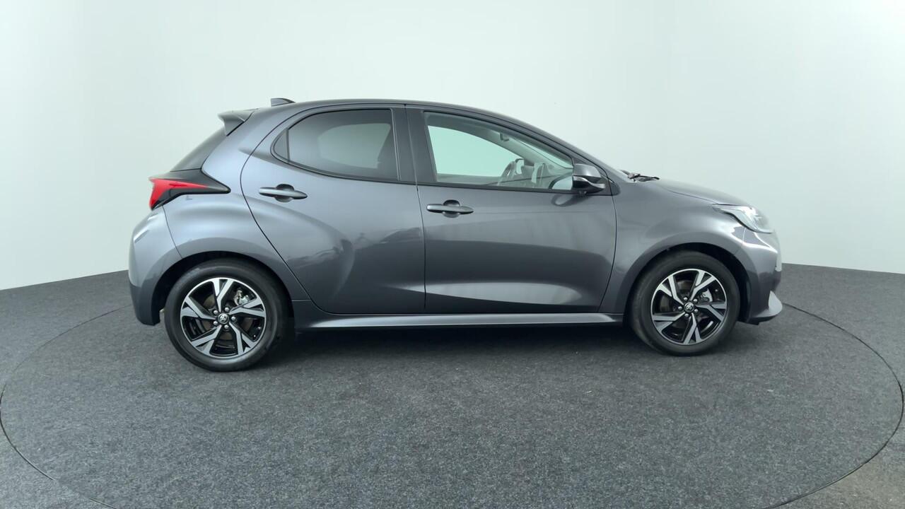 Toyota YARIS 1.5 Hybrid 115 Dynamic | Comfort Pack