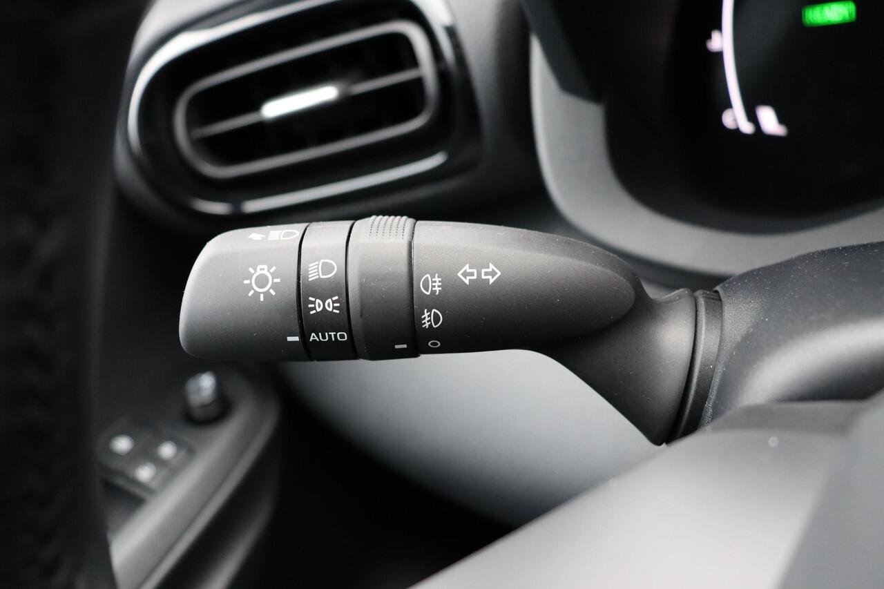 Toyota YARIS 1.5 Hybrid 115 Dynamic | Apple Carplay / Android Auto | Cruise & Climate Control | Te bestellen