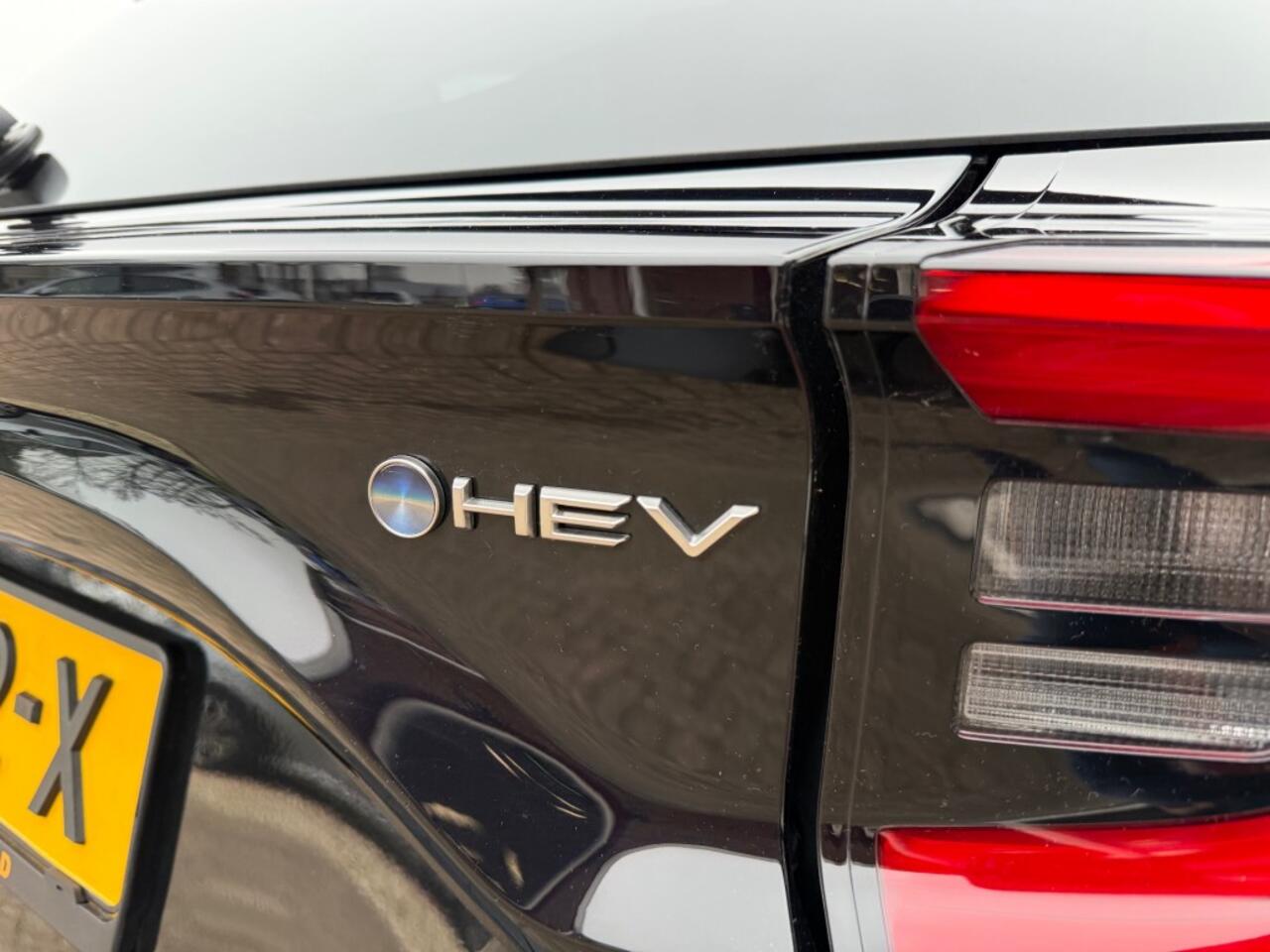 Toyota YARIS 1.5 HYBRID 5-DRS DYNAMIC AUTOMAAT! LUXE UITVOERING NIEUWE AUTO!