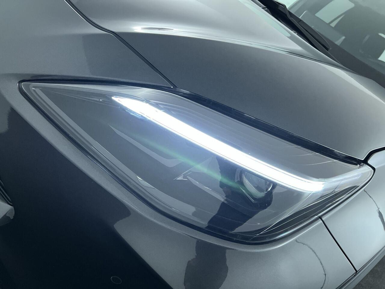 Toyota YARIS Cross 1.5 Hybrid 115 Dynamic | Parkeersensoren | Dodehoeksensor | Stoelverwarming