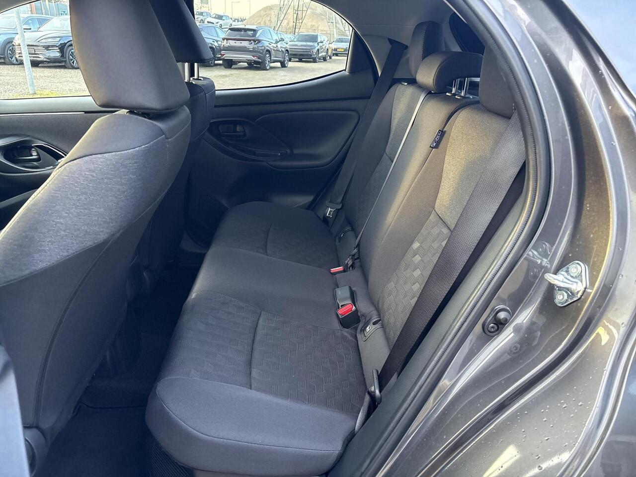 Toyota YARIS 1.5 Hybrid 115 Dynamic **KEYLESS/ ADAPTIEF CRUISE CONTROL/ CLIMATE CONTROL**