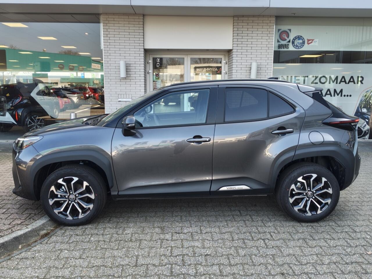 Toyota YARIS Cross 1.5 Hybrid 130 Dynamic | Comfort Pack | Sensoren v/a | Stoelverw